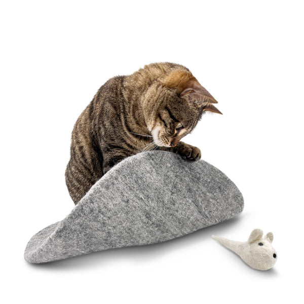 Kitty Cat Habitat Wool Mouse